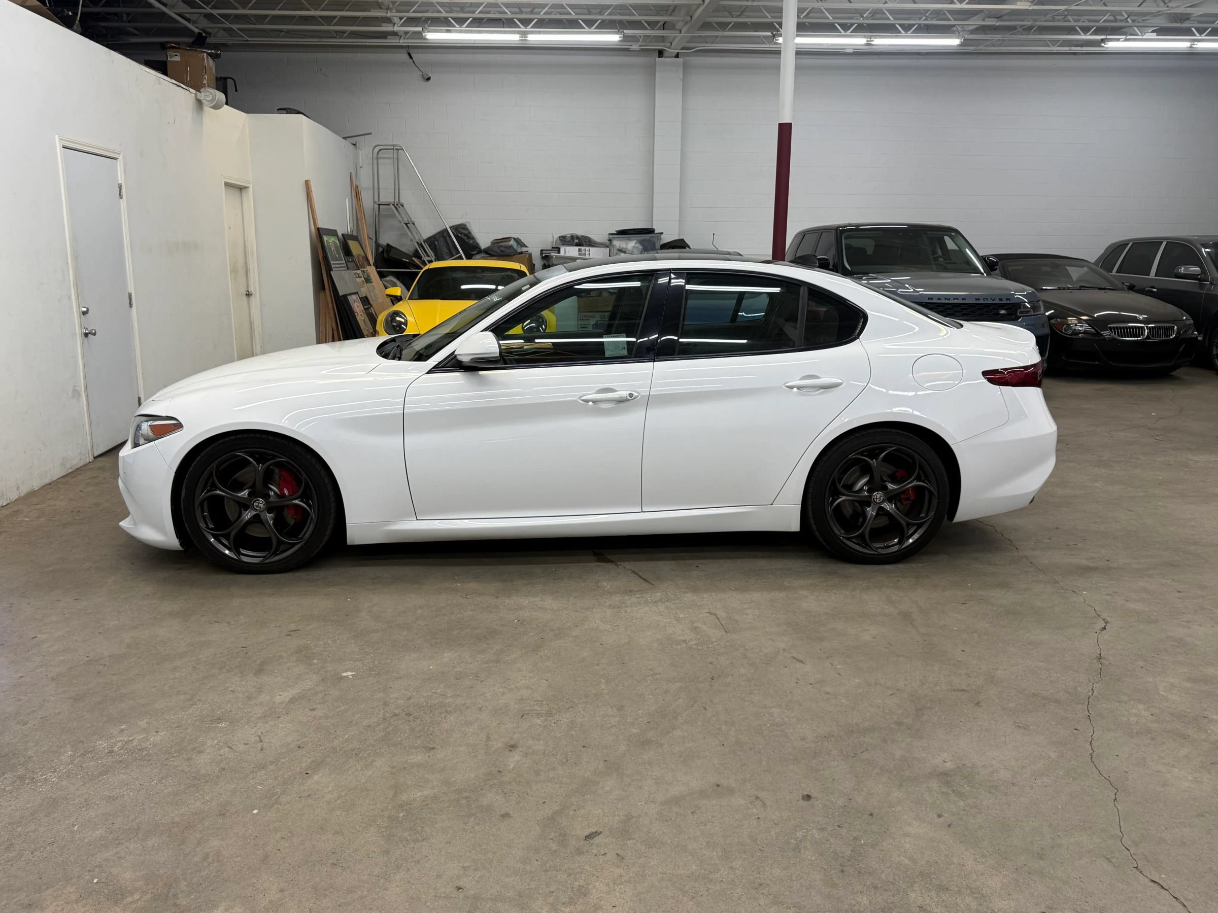 Used 2018 Alfa Romeo Giulia Ti Sport w/ Quick Order Package 22U Sport RWD image 3