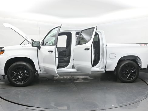 Used 2026 Chevrolet Silverado 1500 Custom AWD/4WD image 38