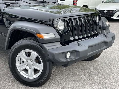 Used 2023 Jeep Wrangler Unlimited Sport AWD/4WD image 9