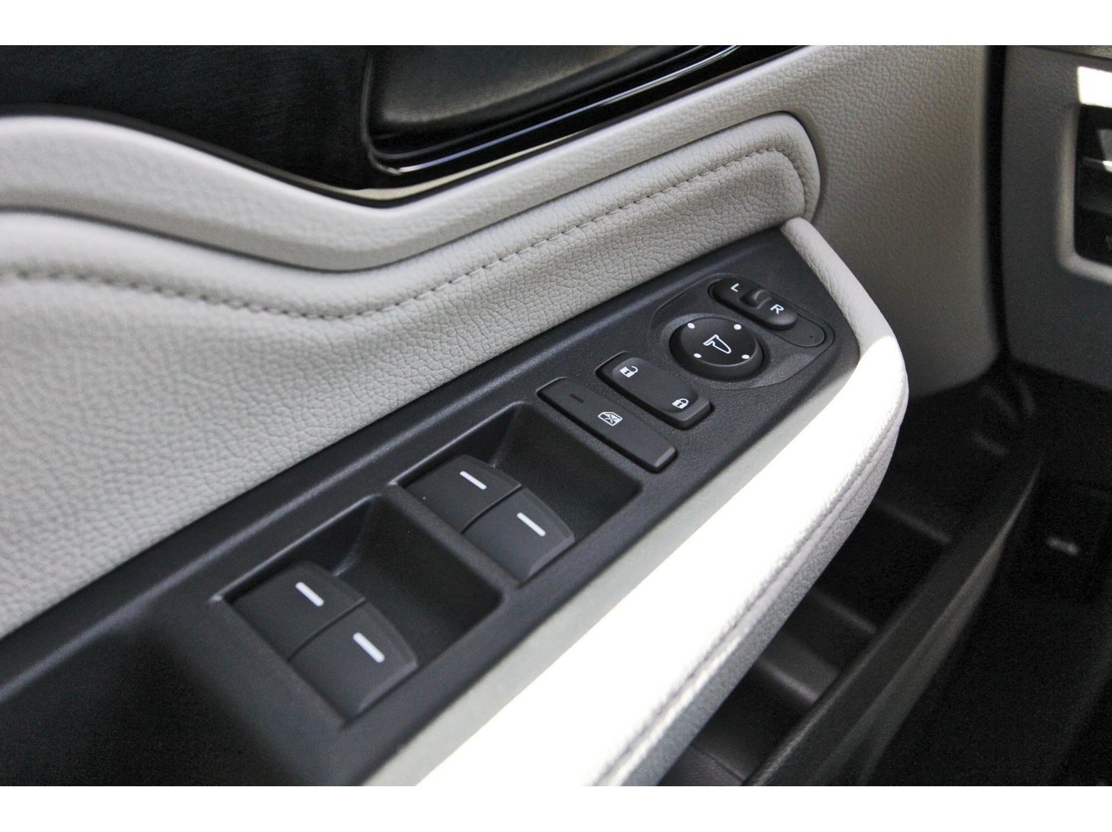 New 2027 Honda Odyssey Touring image 25