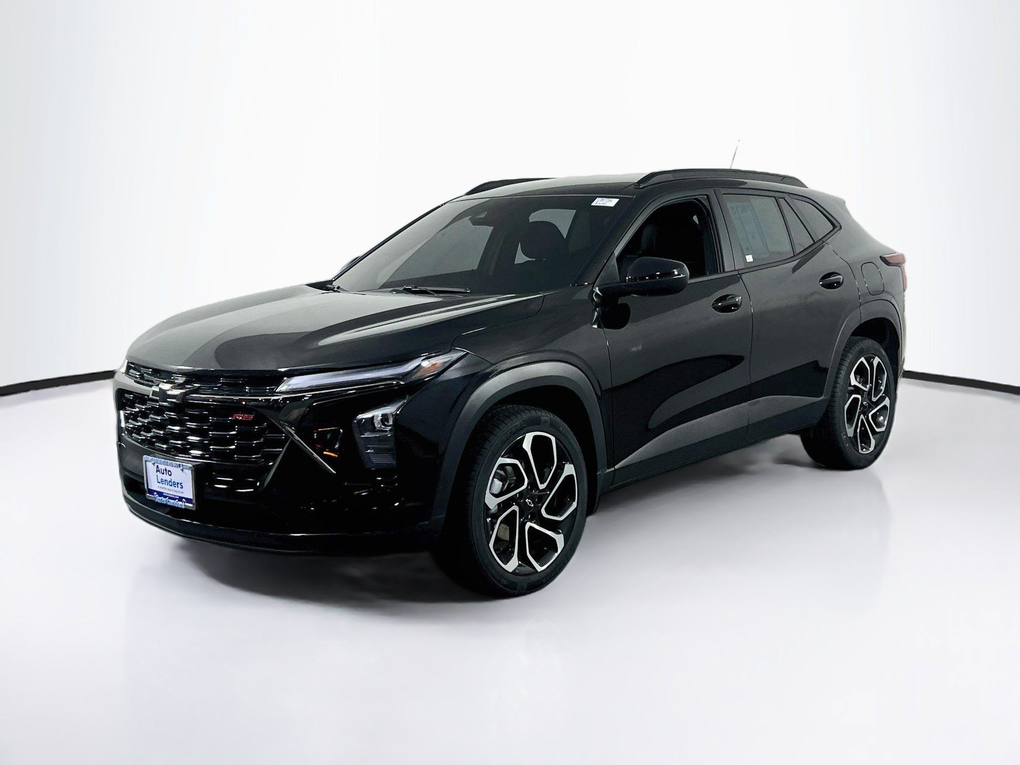 Used 2026 Chevrolet Trax RS FWD image 1