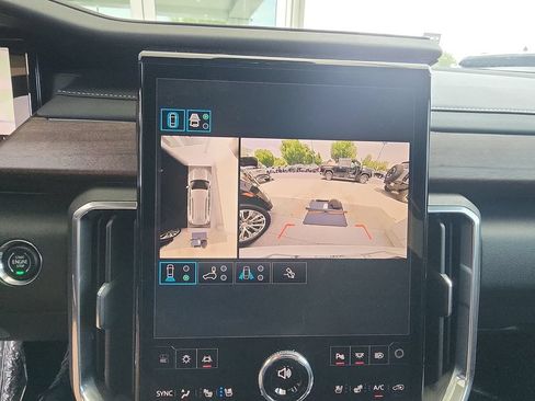 Certified 2026 GMC Acadia Denali Ultimate AWD/4WD image 15