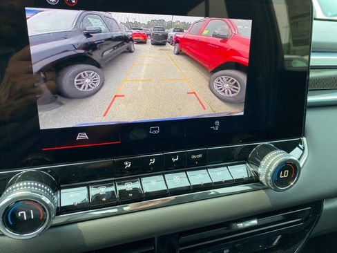 New 2026 GMC Canyon Elevation w/ Convenience Package image 10