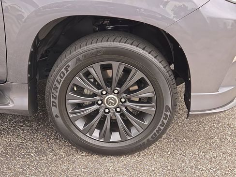 Used 2023 Lexus GX 460 Premium image 4