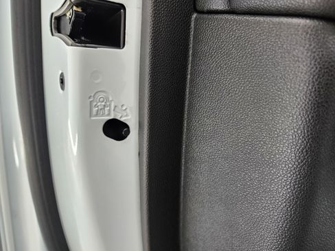 Used 2022 GMC Sierra 2500 AT4 w/ AT4 Premium Plus Package image 42