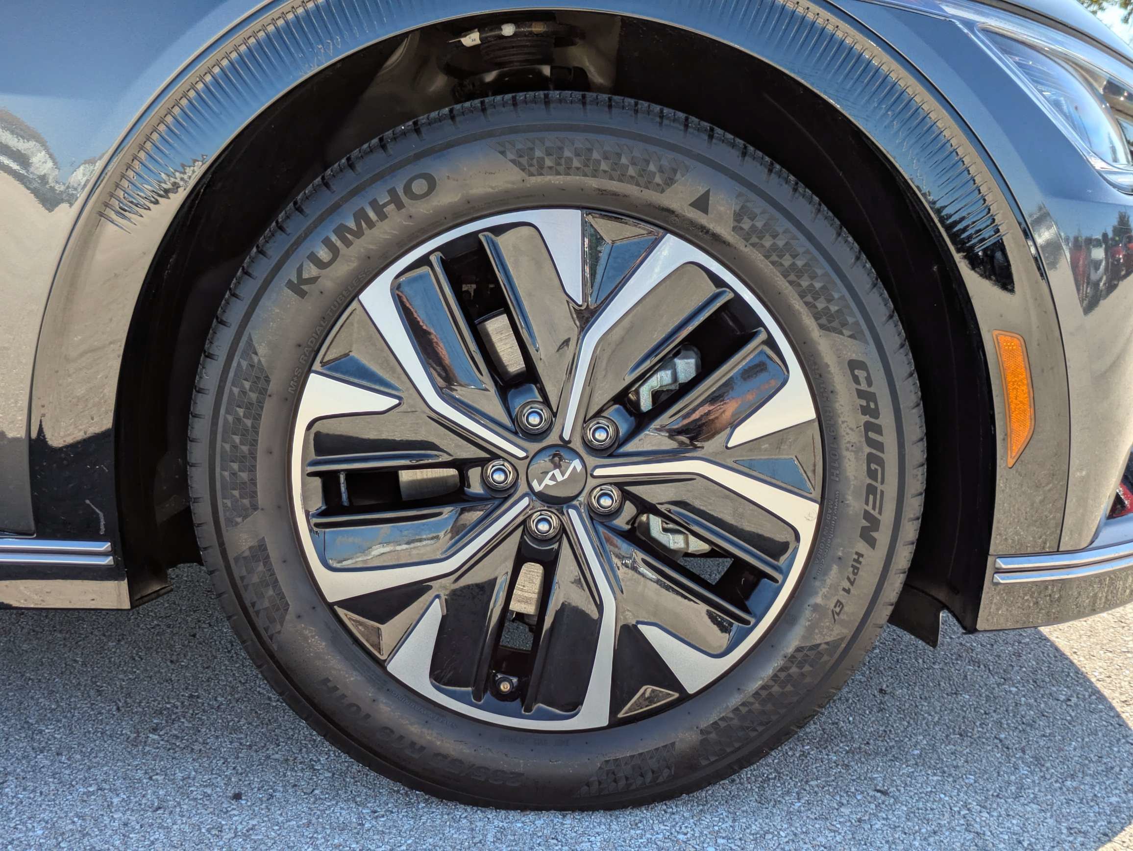 Certified 2022 Kia EV6 Wind RWD image 11
