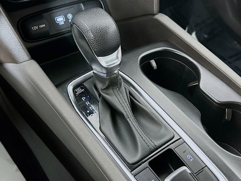 Used 2020 Hyundai Santa Fe SEL image 16