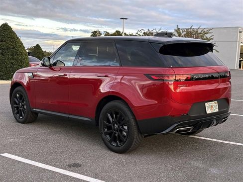 Used 2023 Land Rover Range Rover Sport SE image 3