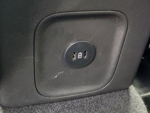 Used 2025 Ford Escape ST-Line FWD image 18