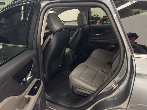 Used 2025 Lincoln Corsair Grand Touring w/ Equipment Group 301A image 14