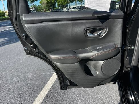 Used 2024 Honda HR-V Sport image 37