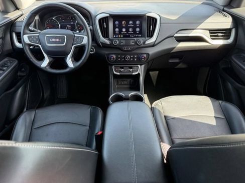 Used 2024 GMC Terrain SLT AWD/4WD image 15