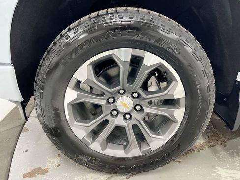 New 2026 Chevrolet Silverado 1500 High Country w/ Technology Package AWD/4WD image 28