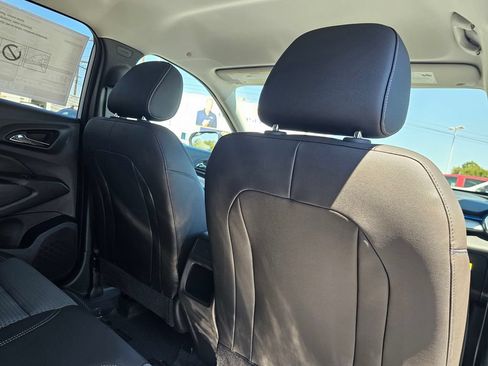 New 2026 Chevrolet Trax LT w/ Midnight Edition FWD image 13