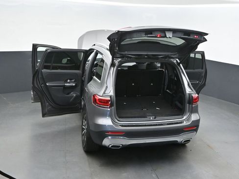Used 2022 Mercedes-Benz GLB 250 GLB 250 image 2