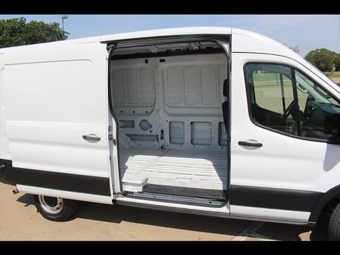 Used 2024 Ford Transit 250 148 Medium Roof RWD image 15