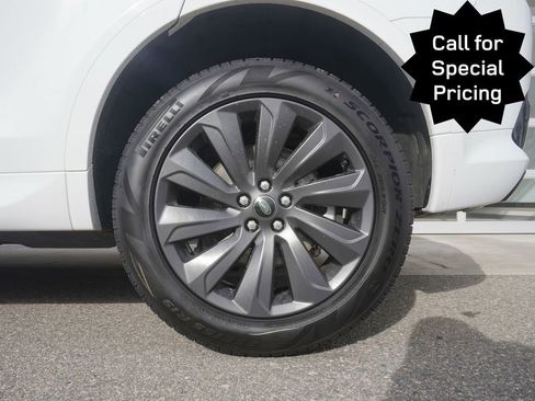 New 2025 Land Rover Discovery Sport S image 35