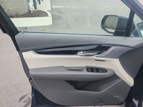 Used 2024 Cadillac XT6 Premium Luxury w/ LPO, Floor Liner Package image 20