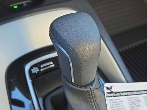 Used 2026 Toyota Corolla SE w/ SE Package image 11