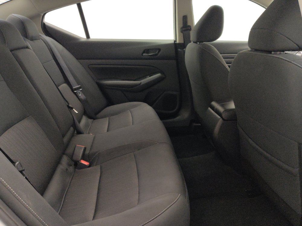 Used 2025 Nissan Altima 2.5 SV AWD/4WD image 19