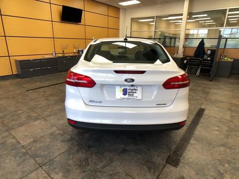 Used 2015 Ford Focus S FWD image 6
