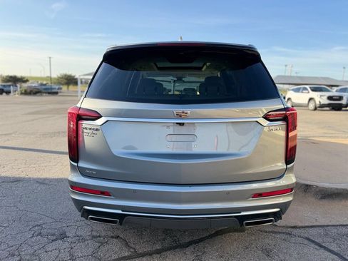 Used 2024 Cadillac XT6 Premium Luxury AWD/4WD image 5