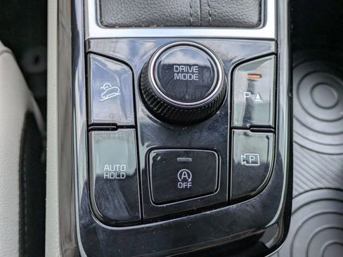 Used 2024 Kia Sportage EX FWD image 26