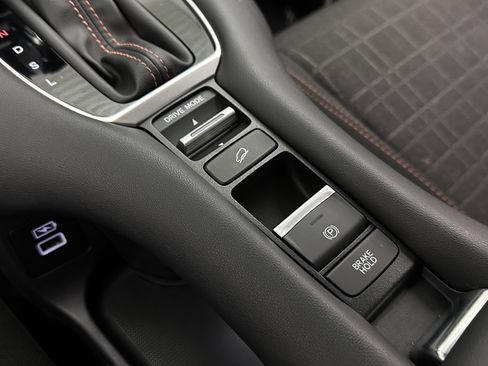 Used 2023 Honda HR-V Sport image 14