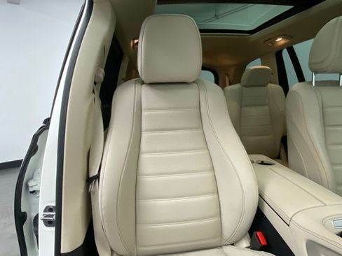 Used 2023 Mercedes-Benz GLS 450 4MATIC image 26
