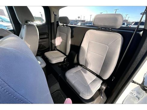 Used 2019 Chevrolet Colorado LT image 29