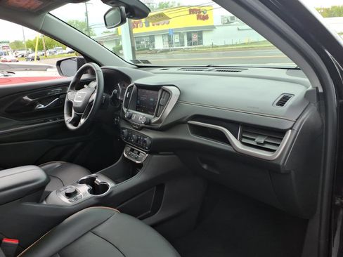 Certified 2023 GMC Terrain AT4 AWD/4WD image 11