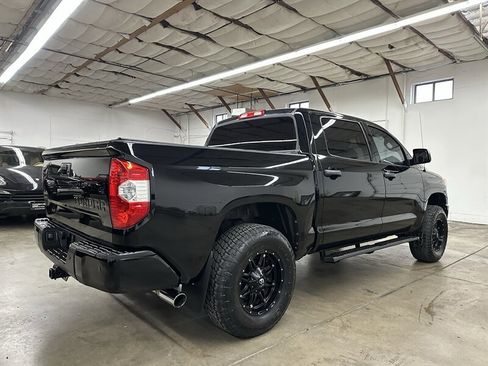 Used 2016 Toyota Tundra 1794 Edition image 3