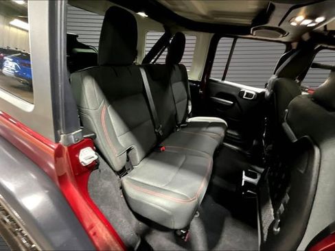 Used 2021 Jeep Wrangler Unlimited Rubicon AWD/4WD image 22
