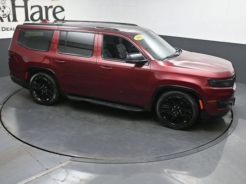 Used 2023 Jeep Wagoneer Series II w/ Convenience Group I AWD/4WD image 40