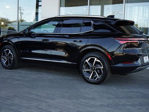 New 2025 Chevrolet Equinox EV LT FWD image 6