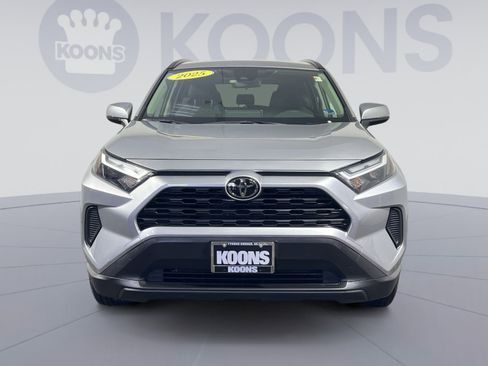Used 2025 Toyota RAV4 XLE image 11