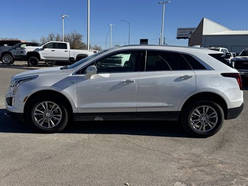 Used 2021 Cadillac XT5 Premium Luxury image 2