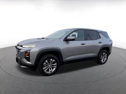 Used 2025 Chevrolet Equinox LT image 8