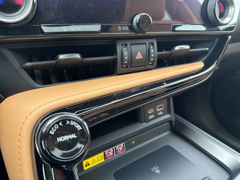 Used 2022 Lexus NX 350 AWD image 21