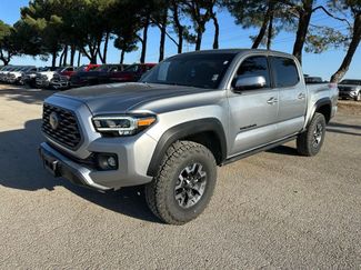 Used 2022 Toyota Tacoma TRD Off-Road w/ Technology Package AWD/4WD video 1