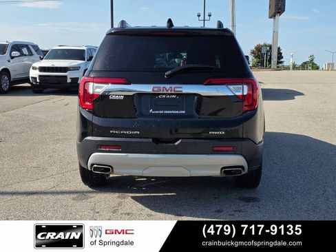 Used 2023 GMC Acadia SLT AWD/4WD image 6