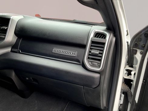 Used 2024 RAM 2500 Big Horn AWD/4WD image 27