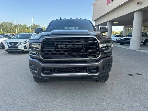 Used 2022 RAM 2500 Limited AWD/4WD image 2