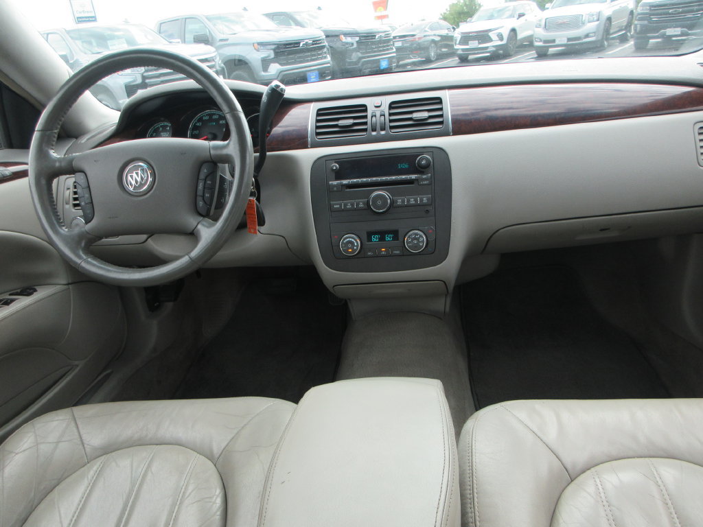 Used 2011 Buick Lucerne CXL w/ Driver Confidence Package FWD image 15