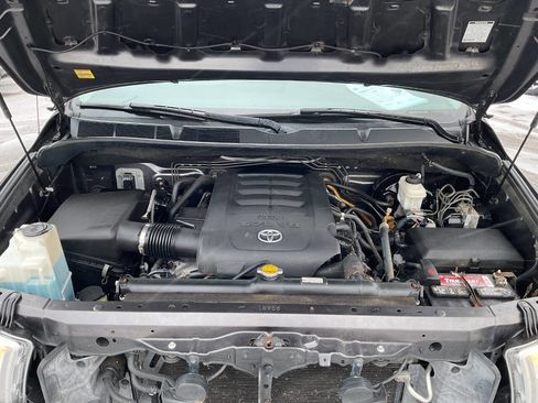 Used 2011 Toyota Tundra 4x4 CrewMax image 44