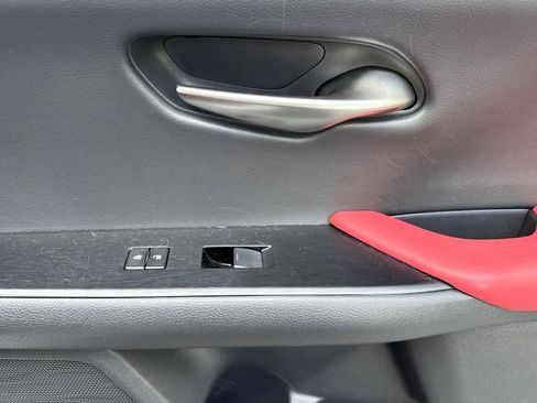 Used 2019 Lexus UX 200 F Sport image 19