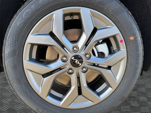 New 2026 Kia Seltos LX image 20