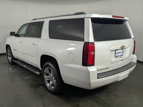 Used 2017 Chevrolet Suburban Premier image 6
