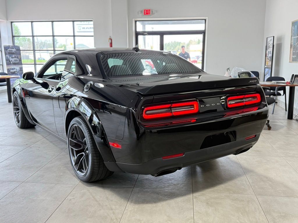 Used 2018 Dodge Challenger SRT Demon RWD image 5