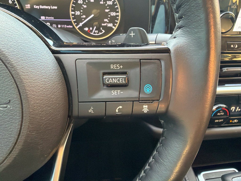 Used 2023 Nissan Pathfinder SL AWD/4WD image 26